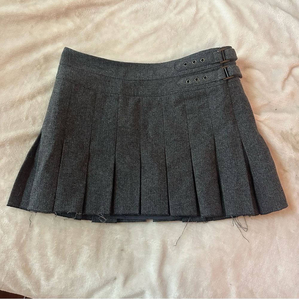 American Eagle Outfitters Gray Office Siren Pleated Tweed Buckle Mini Skirt